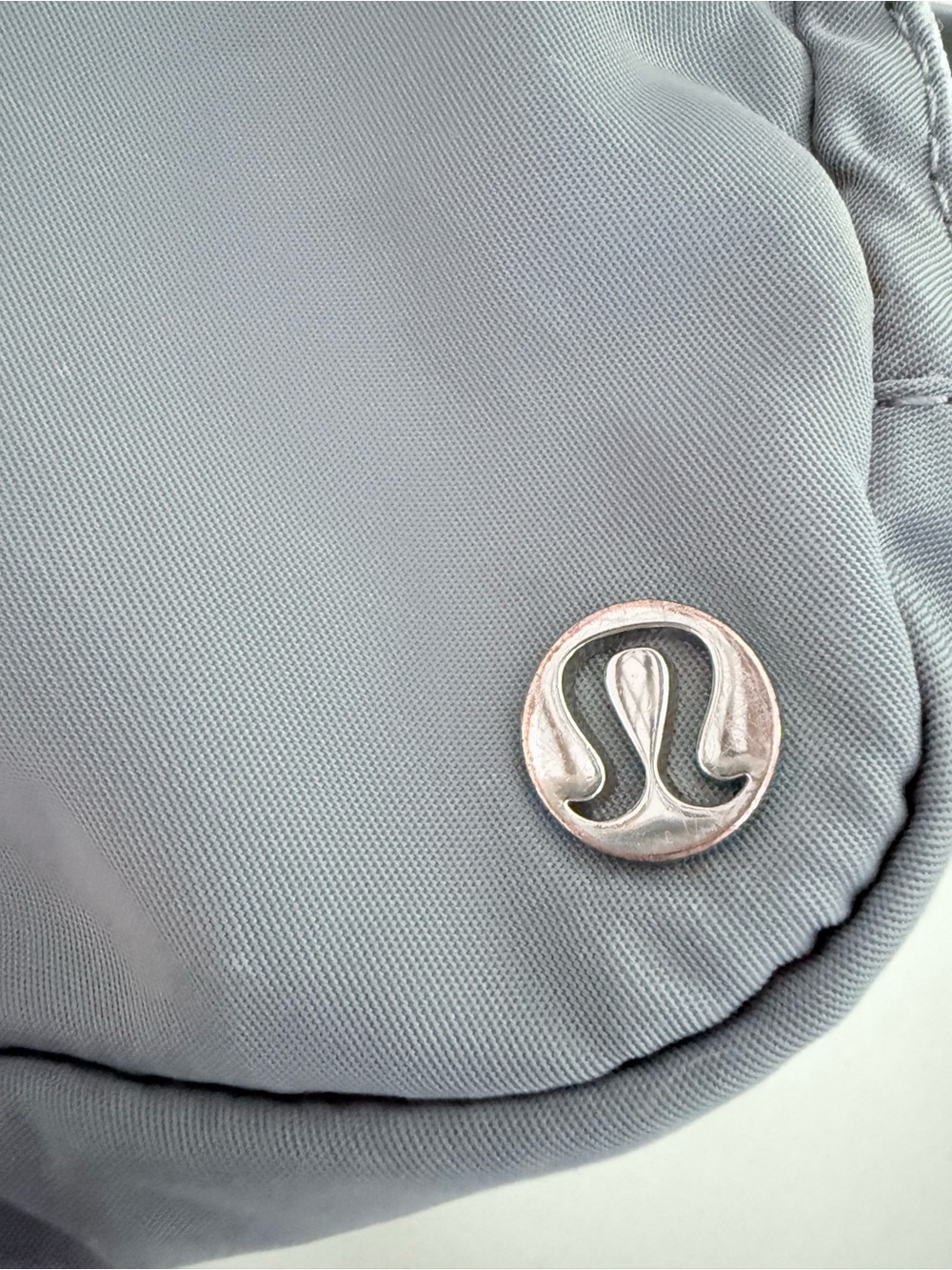 lululemon athletica Gray Crossbody Belt Bag - Picture 3 of 10